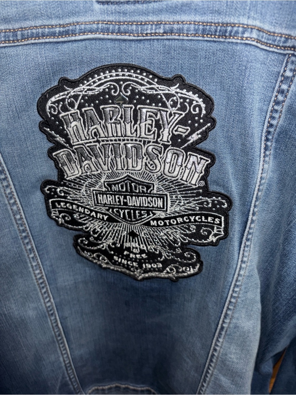 Harley Davison / Sonoma Two-Tone Blue Denim Jacket with Button Front